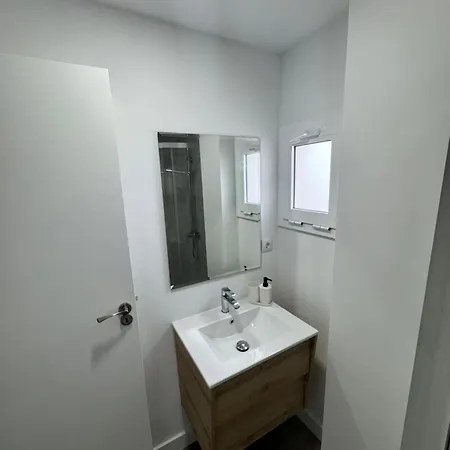 Junto Al Mar El Galeon Santa Cruz de Tenerife