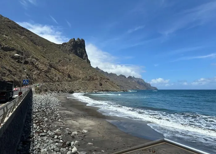 Junto Al Mar El Galeon * Santa Cruz de Tenerife